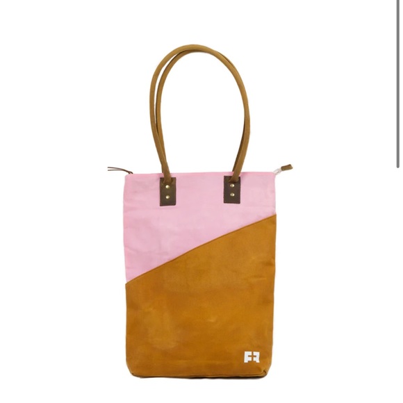 Fat Felt The TALL TOTE in DESERT - Picture 7 of 9